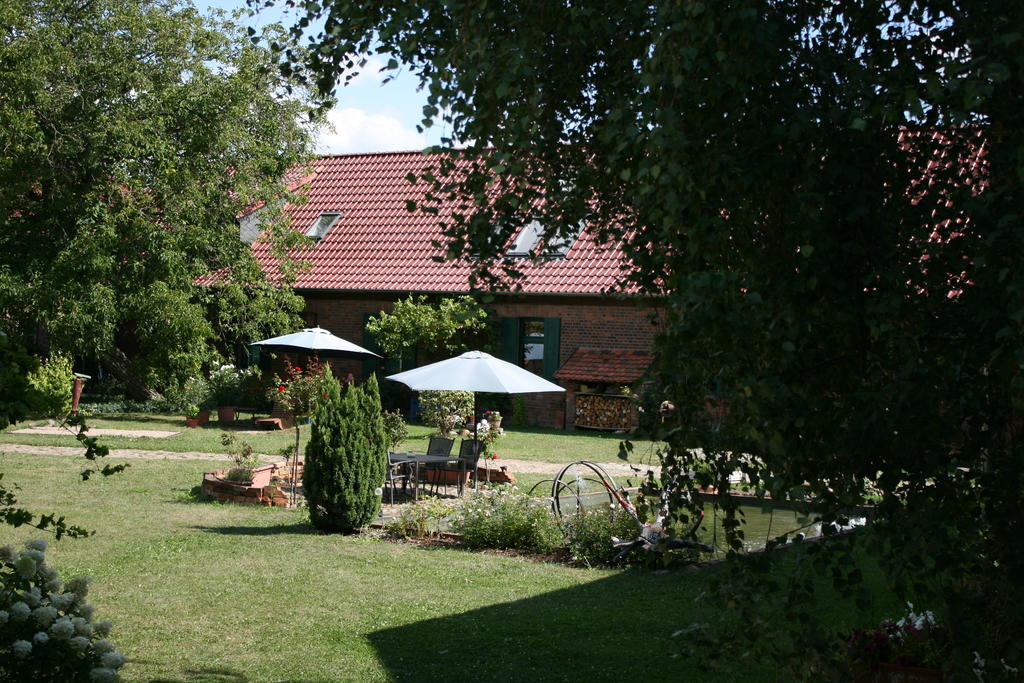 Pension Kunsthof Dahrenstedt Extérieur photo