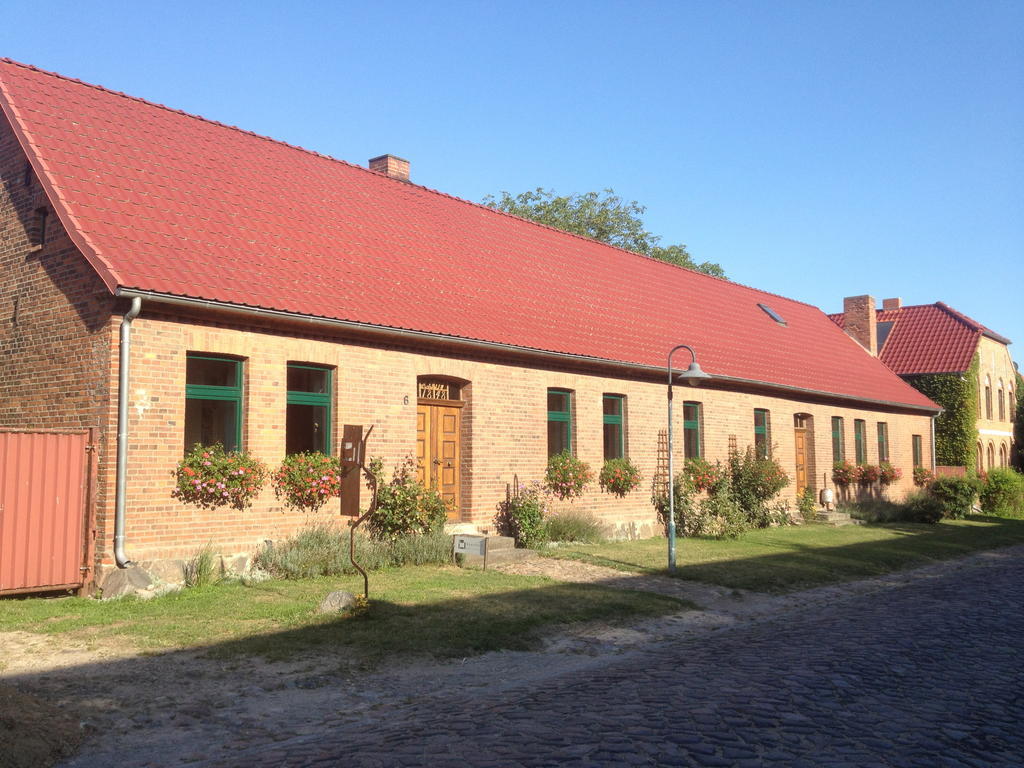 Pension Kunsthof Dahrenstedt Extérieur photo